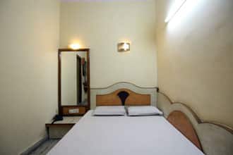 Hotel Gush International Dx., New Delhi 4